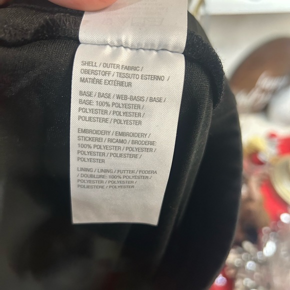 Linea Ladies size 1xp Embroidered Skirt Black Gold - Picture 7 of 9